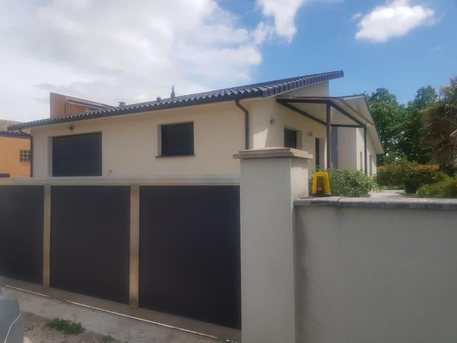 Villa Des Rives Du Tarn Avec Jacuzzi Montans Eksteriør billede